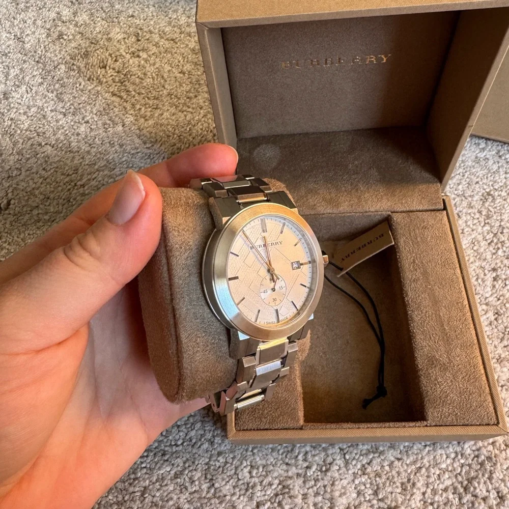 Sold - Picture 4 of 8